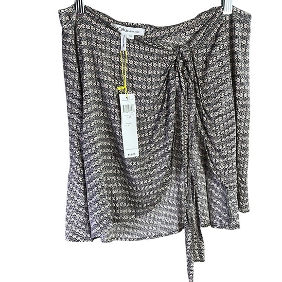 BCBGeneration Skirt XS Geometric Print Mini Wrap Tie Nectar Multi - Picture 1 of 4